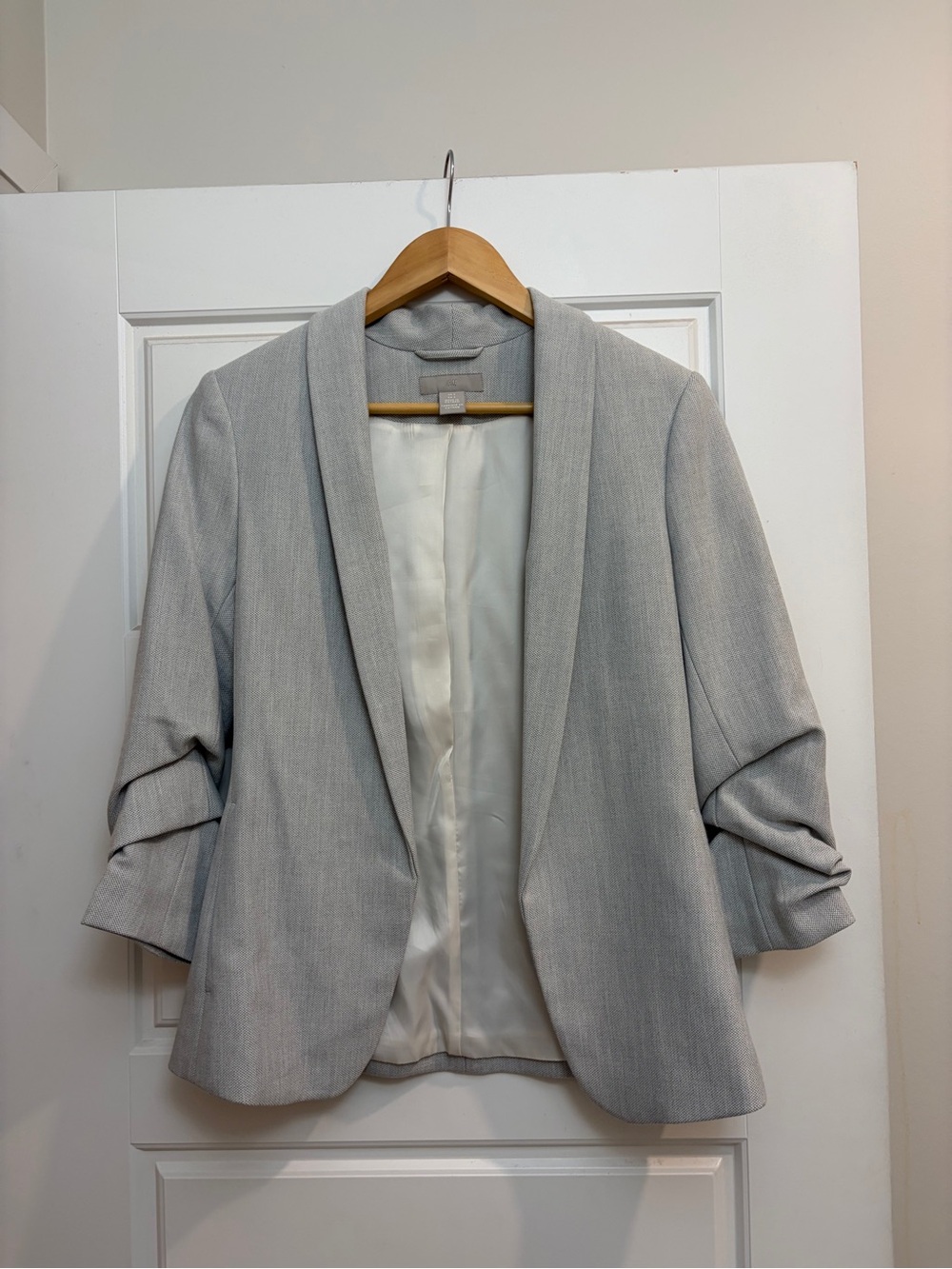 H&M Light Gray Open-Front Blazer with Ruched Sleeves